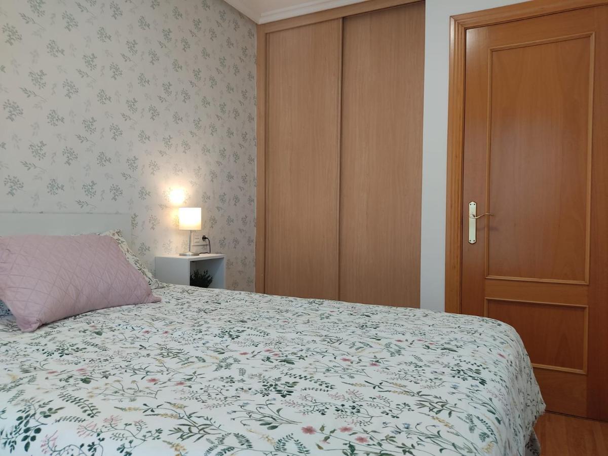 Apartamento Gloria En Oviedo Luaran gambar